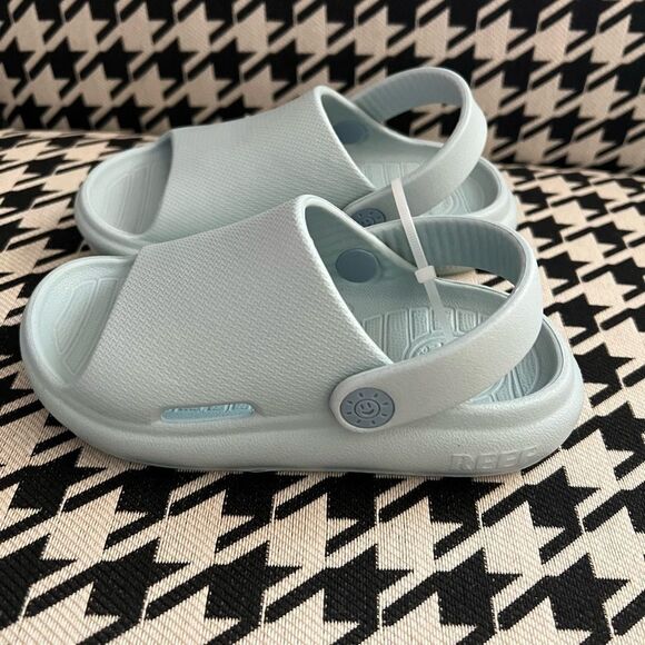 REEF Little Rio Slide Kids' Sandals- Size 9 - Picture 2 of 7